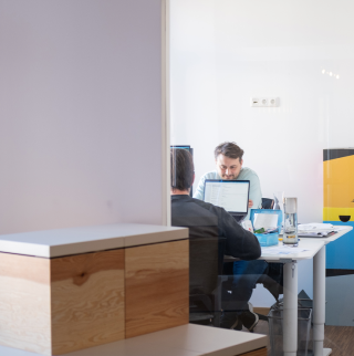 Meeting und Absprachen im Büro bei .diff communications in Nürnberg