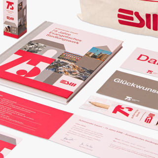 Auswahl an Printarbeit welche für das ESW erstellt wurden